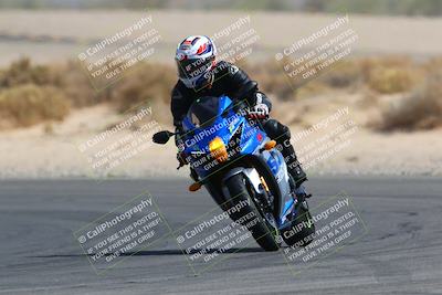 media/Mar-28-2022-Superbike Trackdays (Mon) [[b8603d0f67]]/Open Track Time/Turn 16/